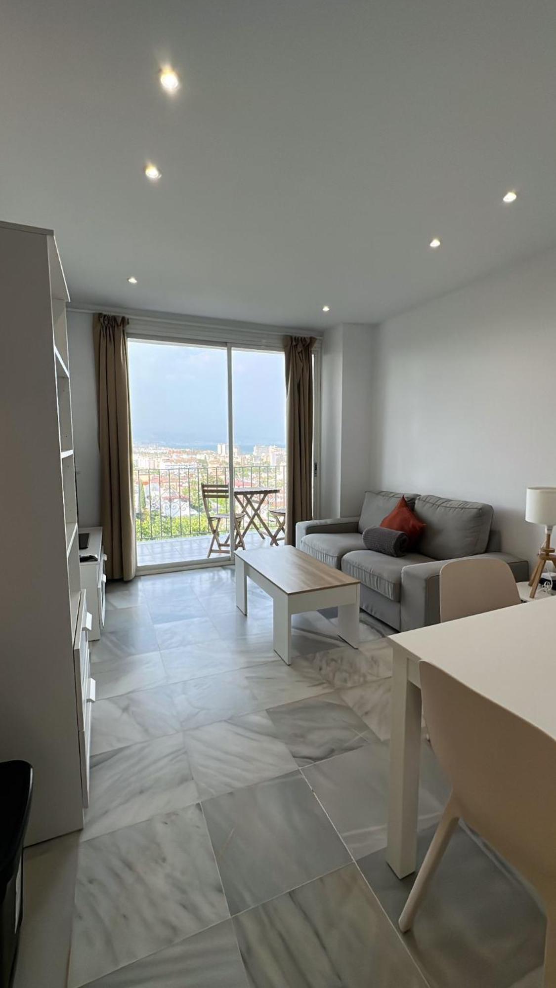Apt Buenavista En Torremolinos Increibles Vistas Hacia Malaga 5Min Del Centro Y De La Playa 외부 사진