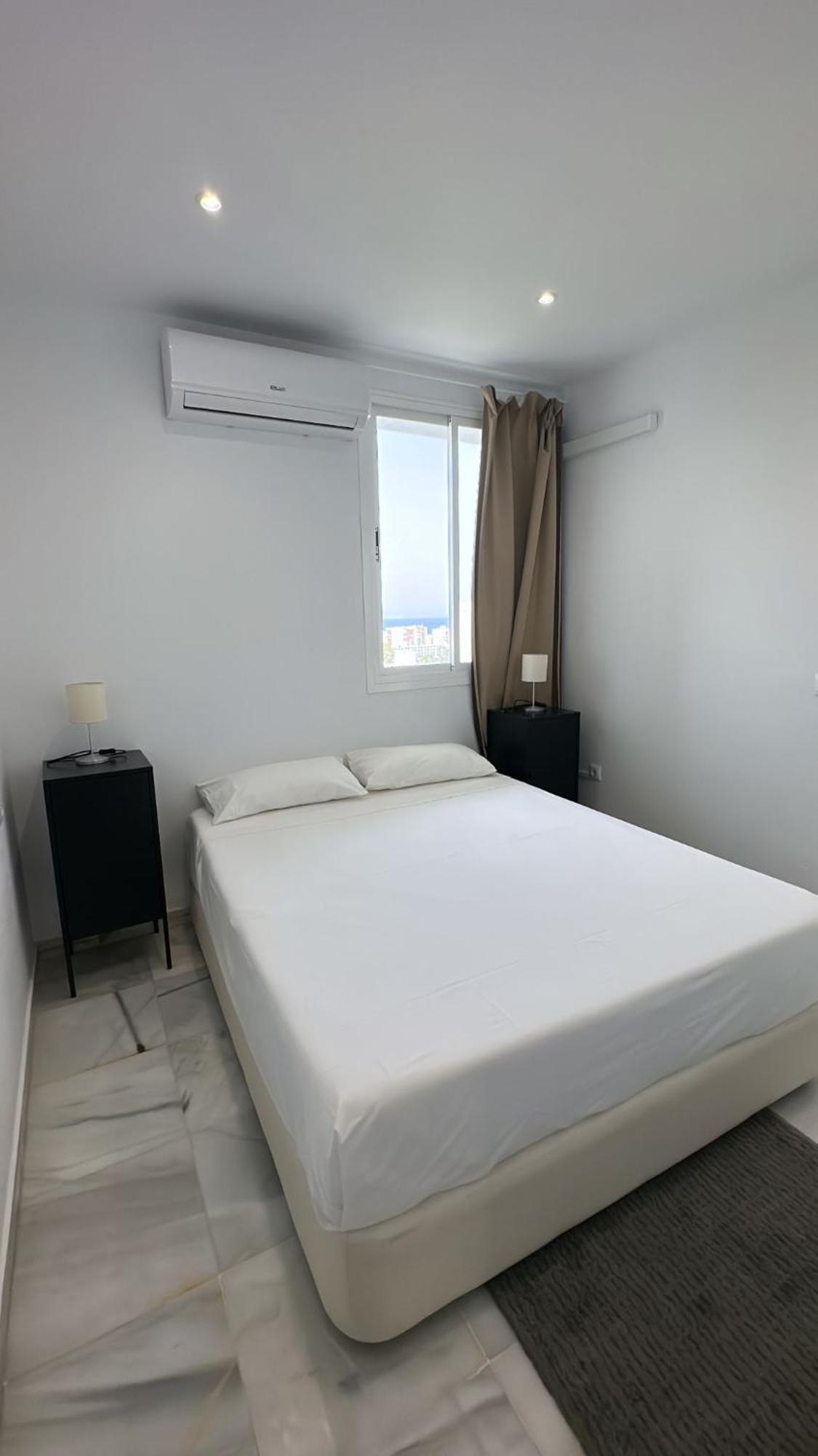 Apt Buenavista En Torremolinos Increibles Vistas Hacia Malaga 5Min Del Centro Y De La Playa 객실 사진